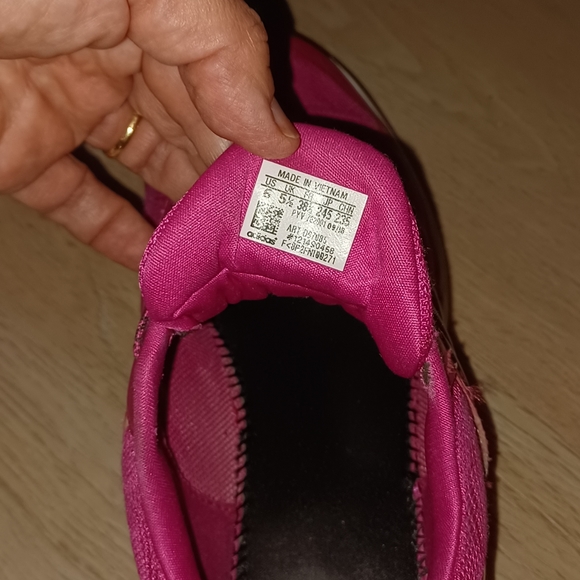FIRM! Adidas sneakers size 6 in Pink - Picture 5 of 5
